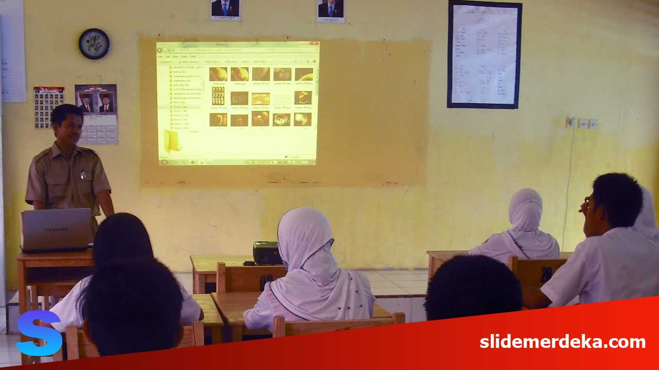 Etika-Penggunaan-Media-Digital-di-Kelas-yang-Sering-Terlupakan Etika Penggunaan Media Digital di Kelas yang Sering Terlupakan
