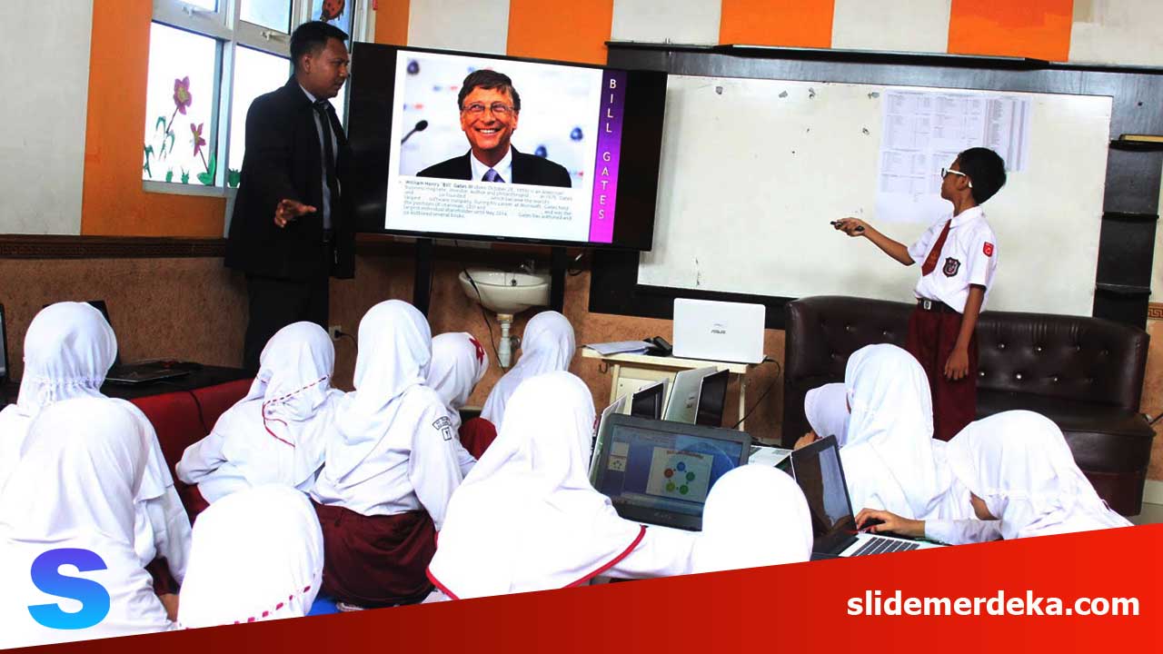 Membangun Kesadaran Pedagogis Guru di Era Media Digital
